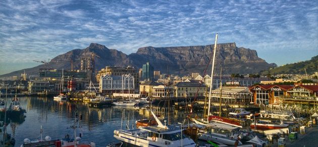 small_bay-boats-cape-town-259447.jpg